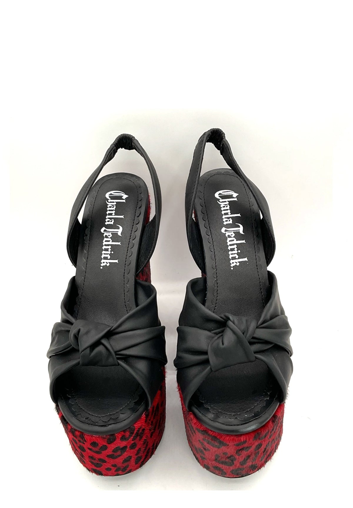 Lusterous Leo Platform